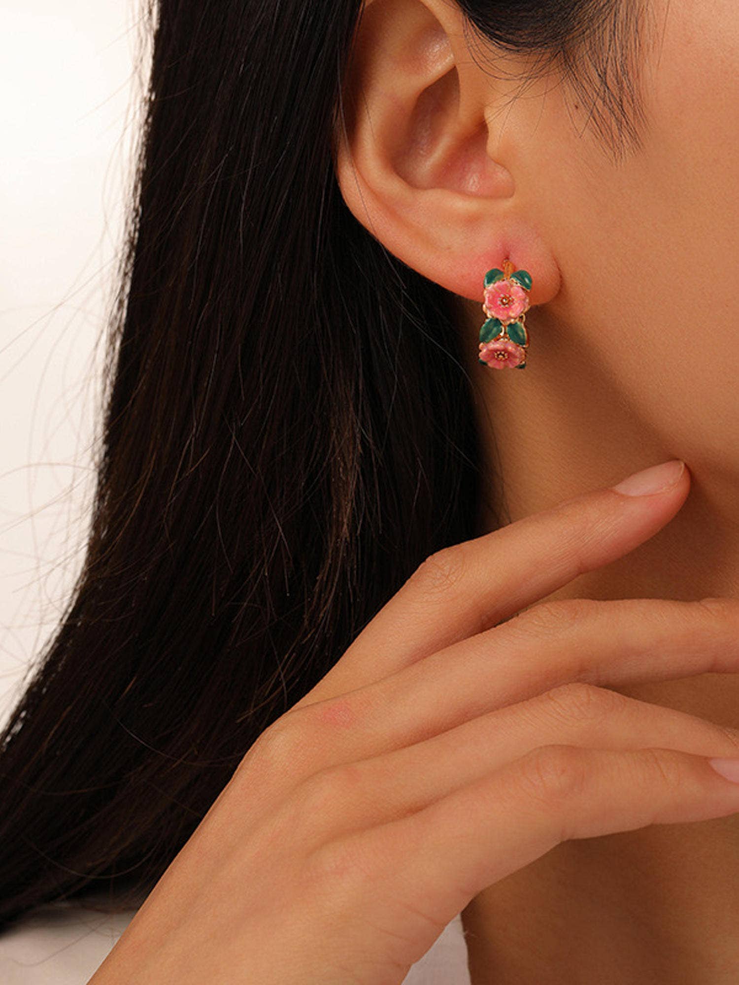Flânerie by MAIQ - Jocelyn 18K Gold-Plated Floral C-Hoop Earring