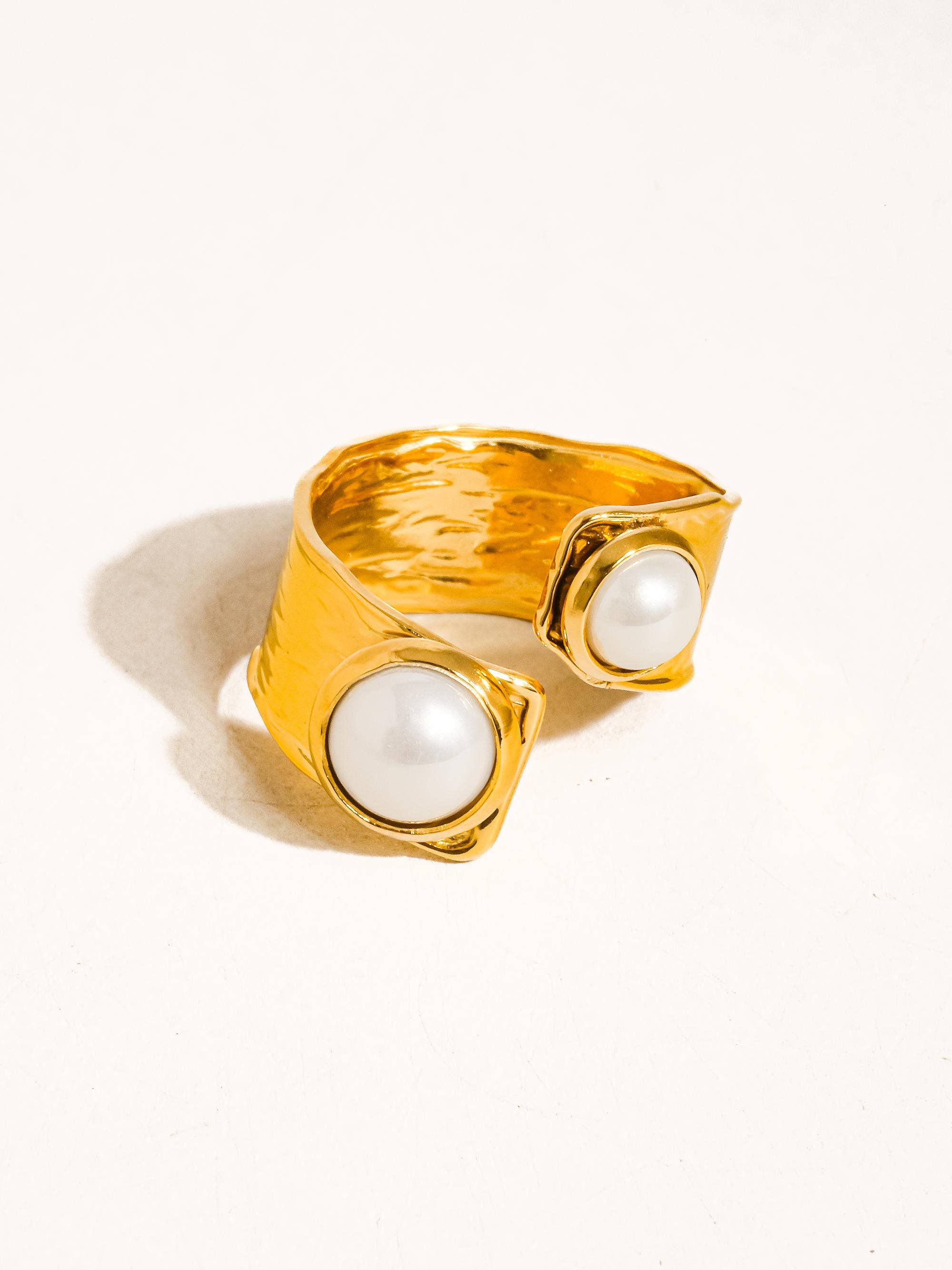 Flânerie by MAIQ - Chœur 18K Gold Non-Tarnish Pearl Abstract Ring