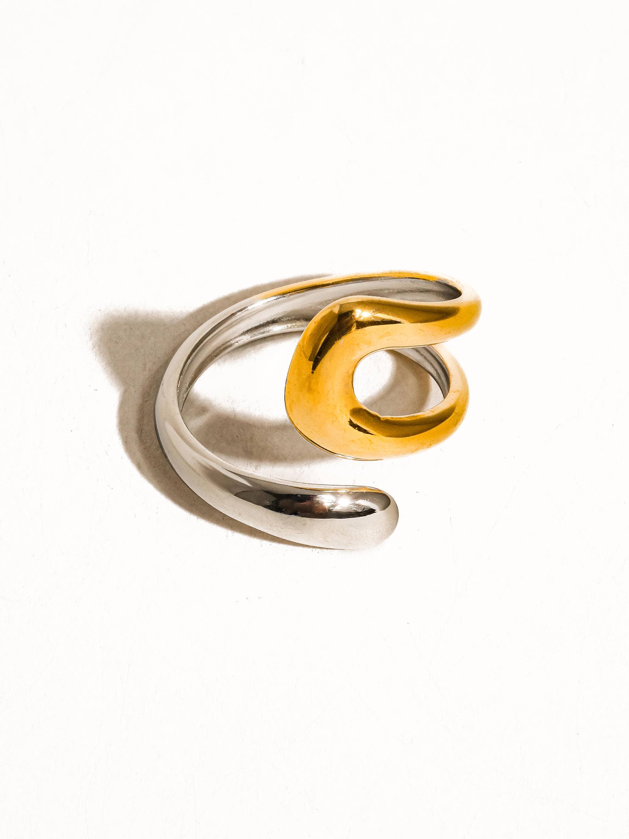 Flânerie by MAIQ - Vill 18K Gold Non-Tarnish Two Toned Ring