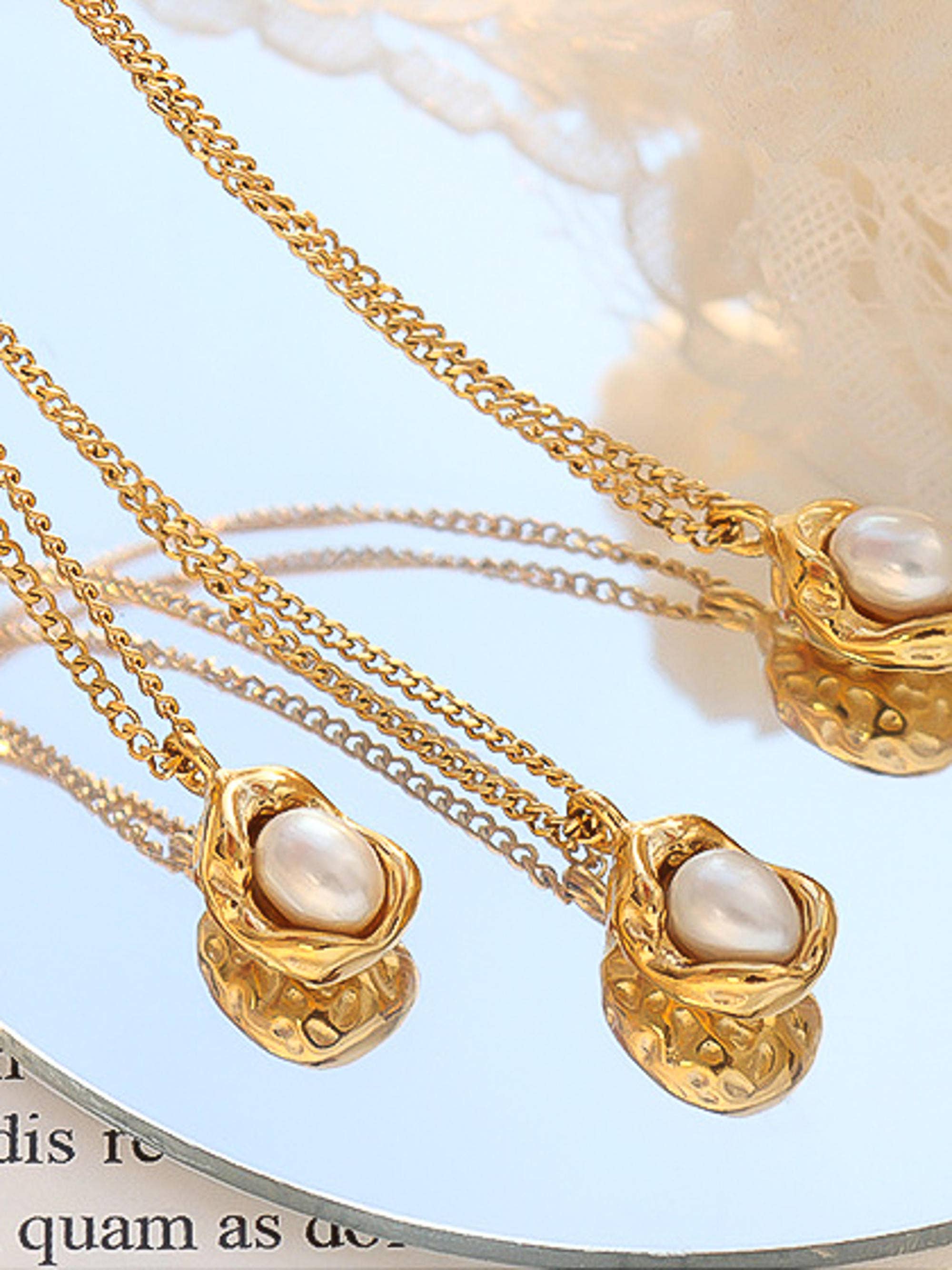 Flânerie by MAIQ - Zakai Non-Tarnish Natural Pearl Round Necklace