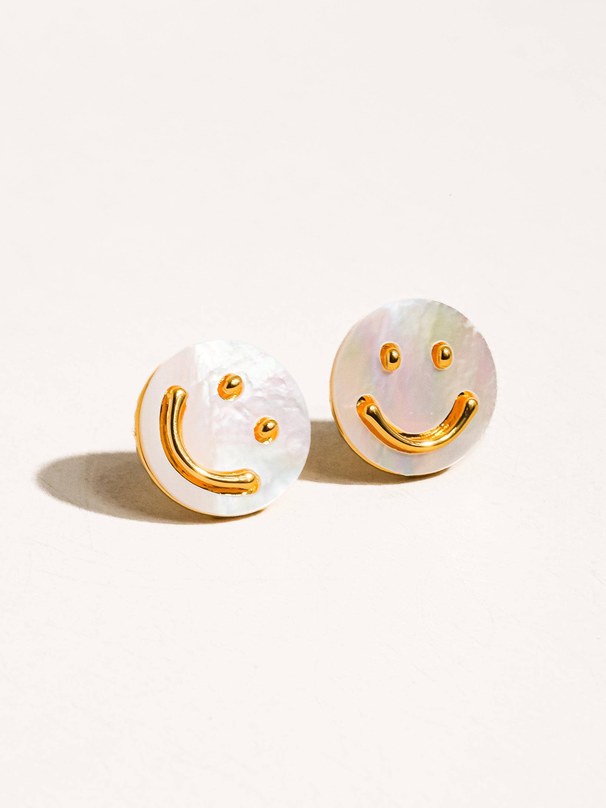 Flânerie by MAIQ - Cecil 18K Gold Smiley Face Studs