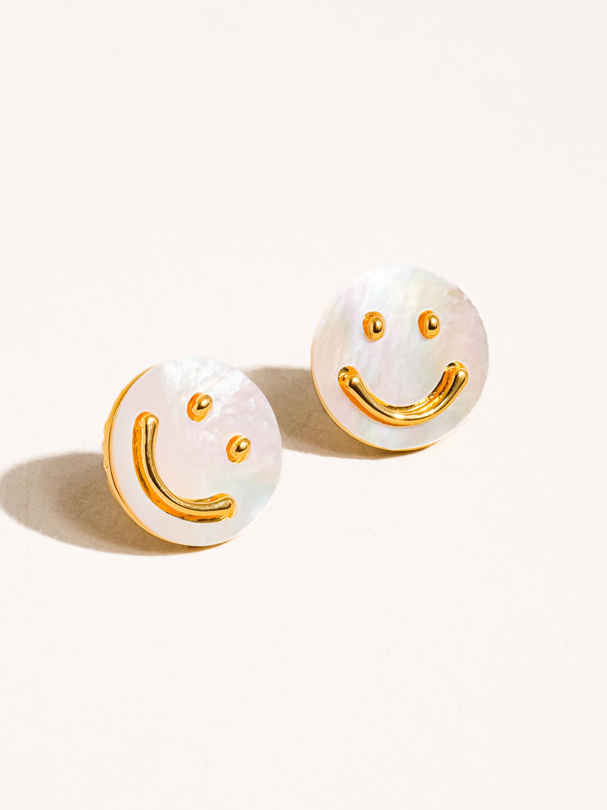 Flânerie by MAIQ - Cecil 18K Gold Smiley Face Studs