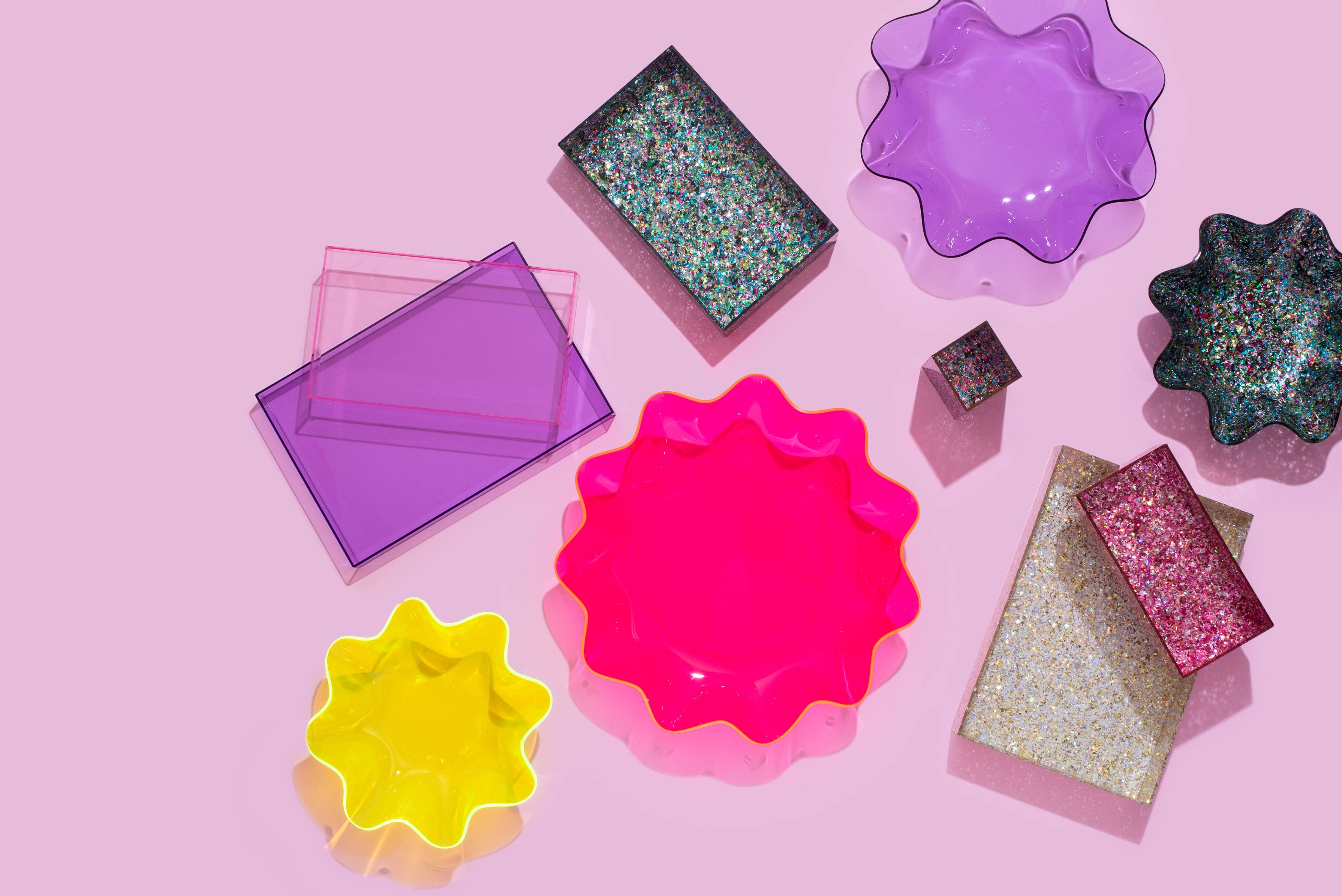 Wavy Acrylic Nesting Bowl - Small - Colorful Confetti