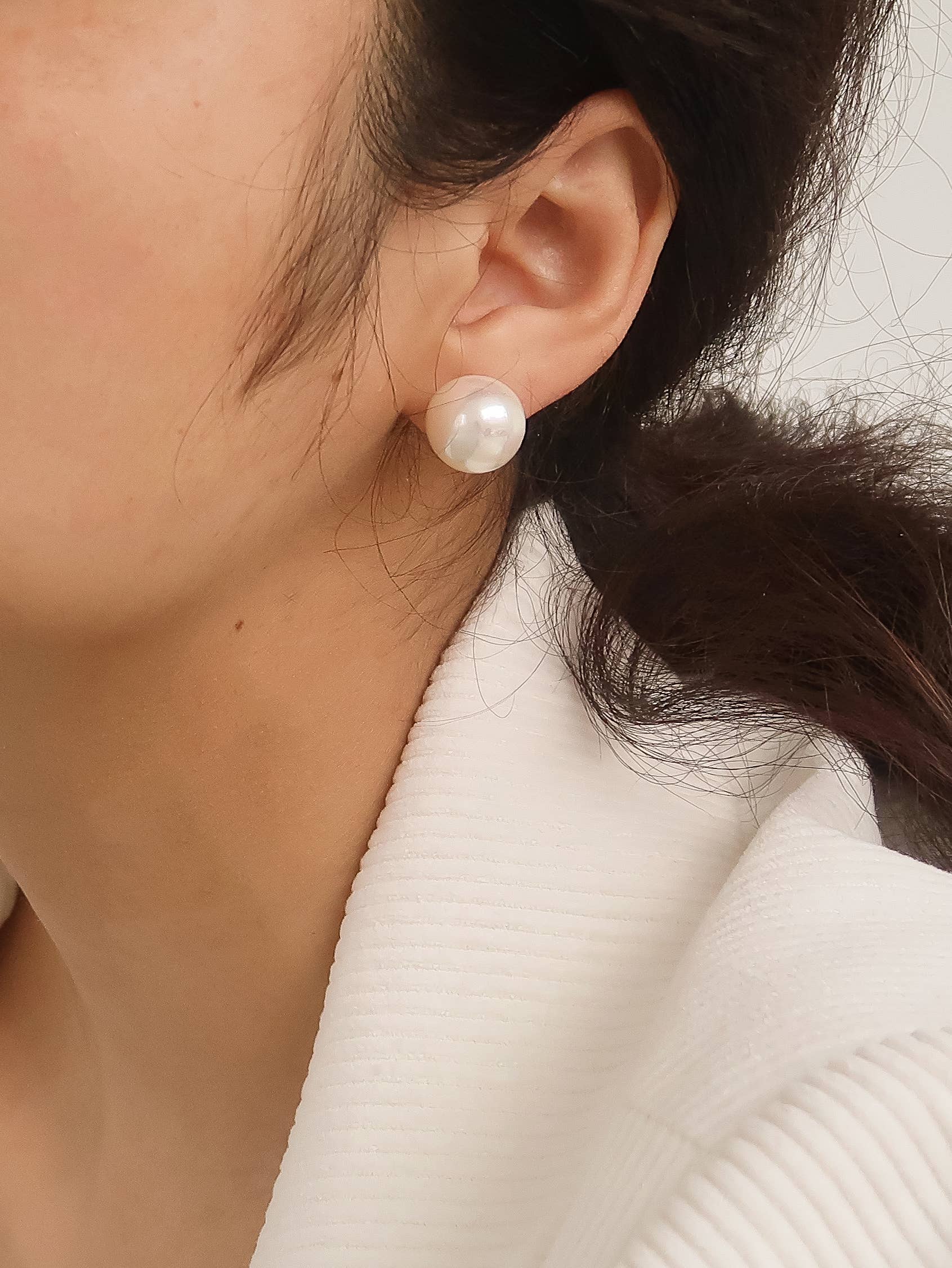Classic Pearl Stud Earrings Non-Tarnish