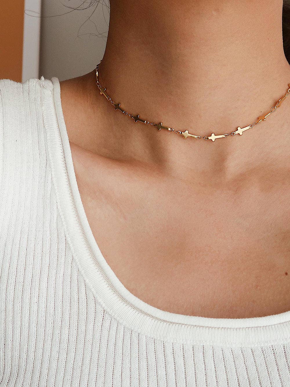 Flânerie by MAIQ - Dilara 18K Gold Non-Tarnish Cross Choker