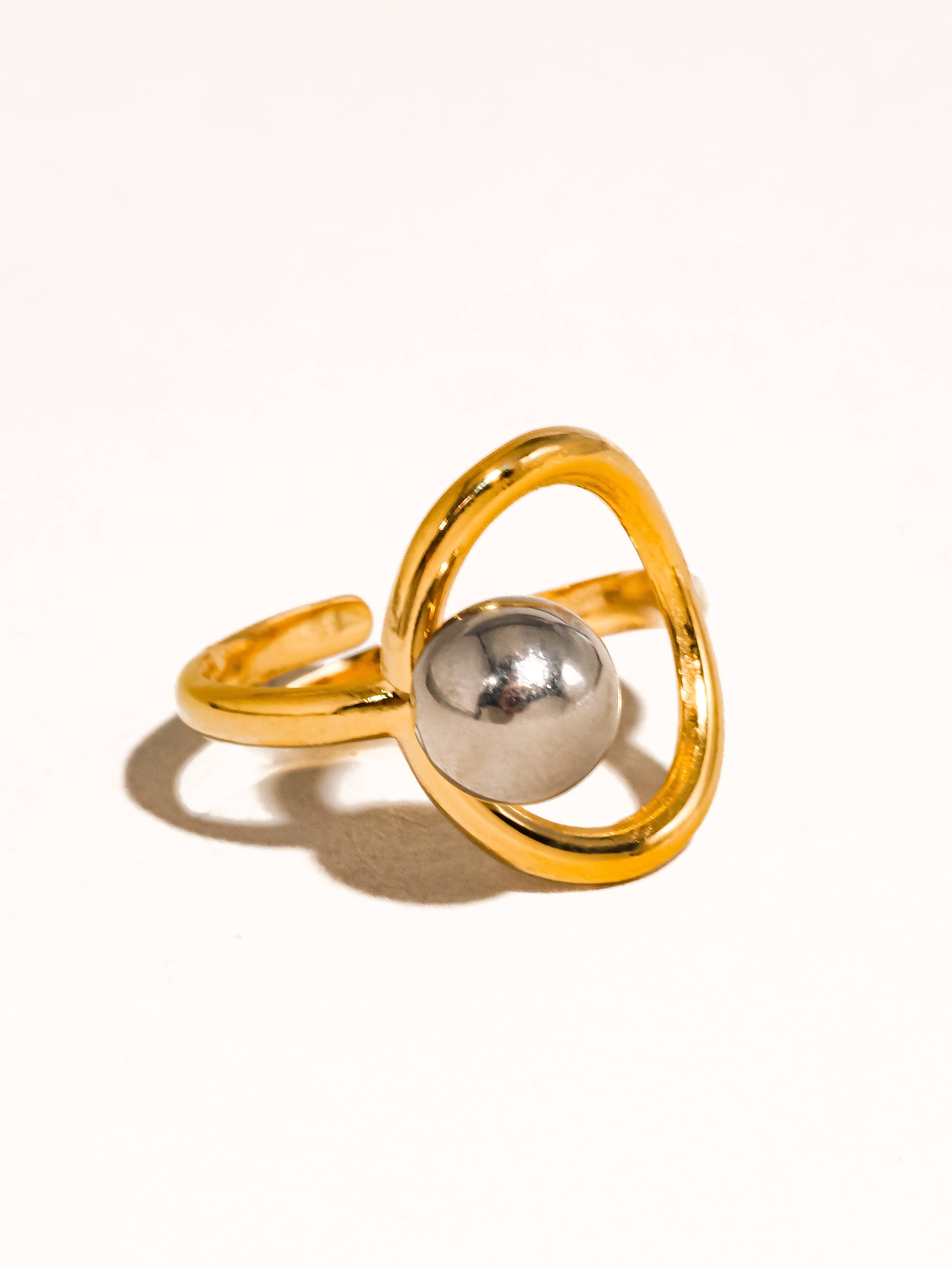 Flânerie by MAIQ - Sibylle 18K Gold Non-Tarnish Two Tone Round Ring