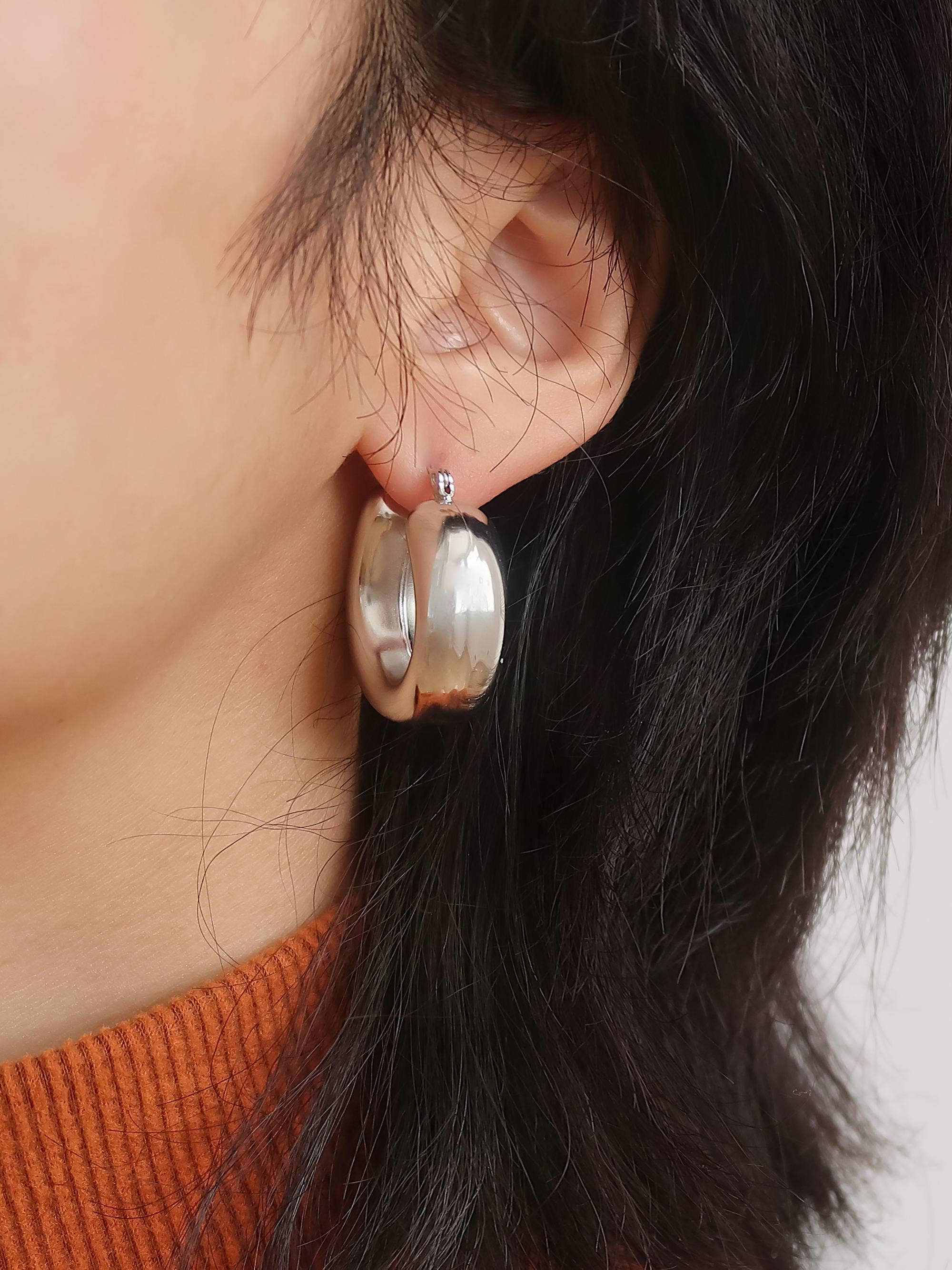 Silver Classic U Hoop Earring