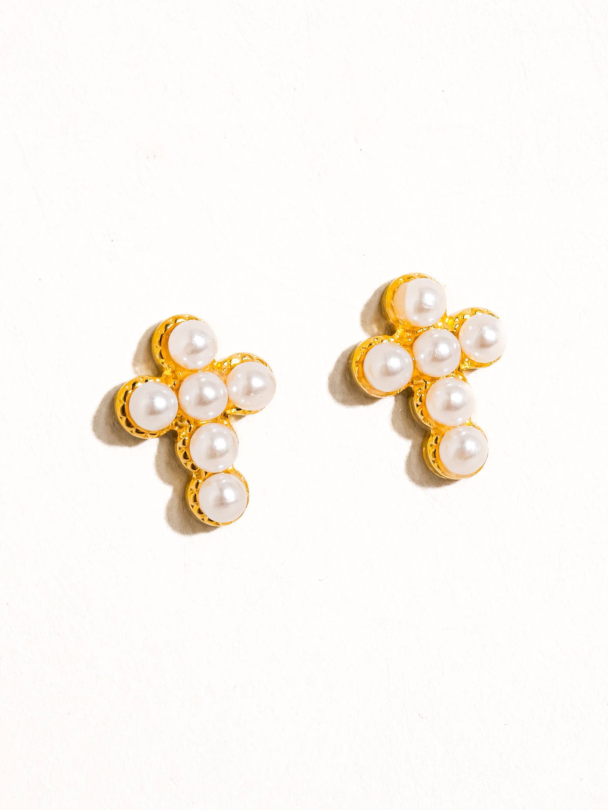 Flânerie by MAIQ - Telo 18K Non-Tarnish Pearl Cross Stud