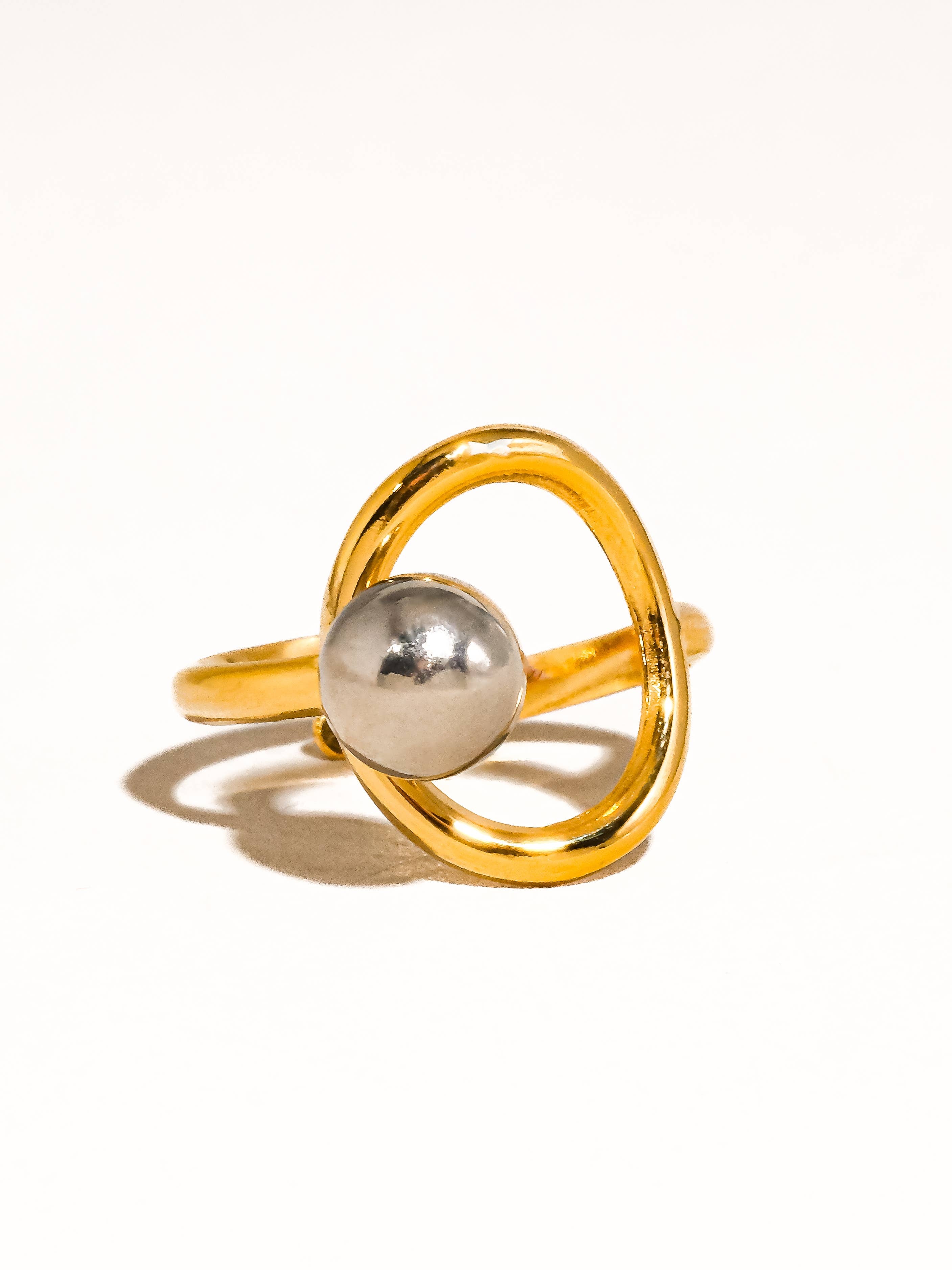 Flânerie by MAIQ - Sibylle 18K Gold Non-Tarnish Two Tone Round Ring