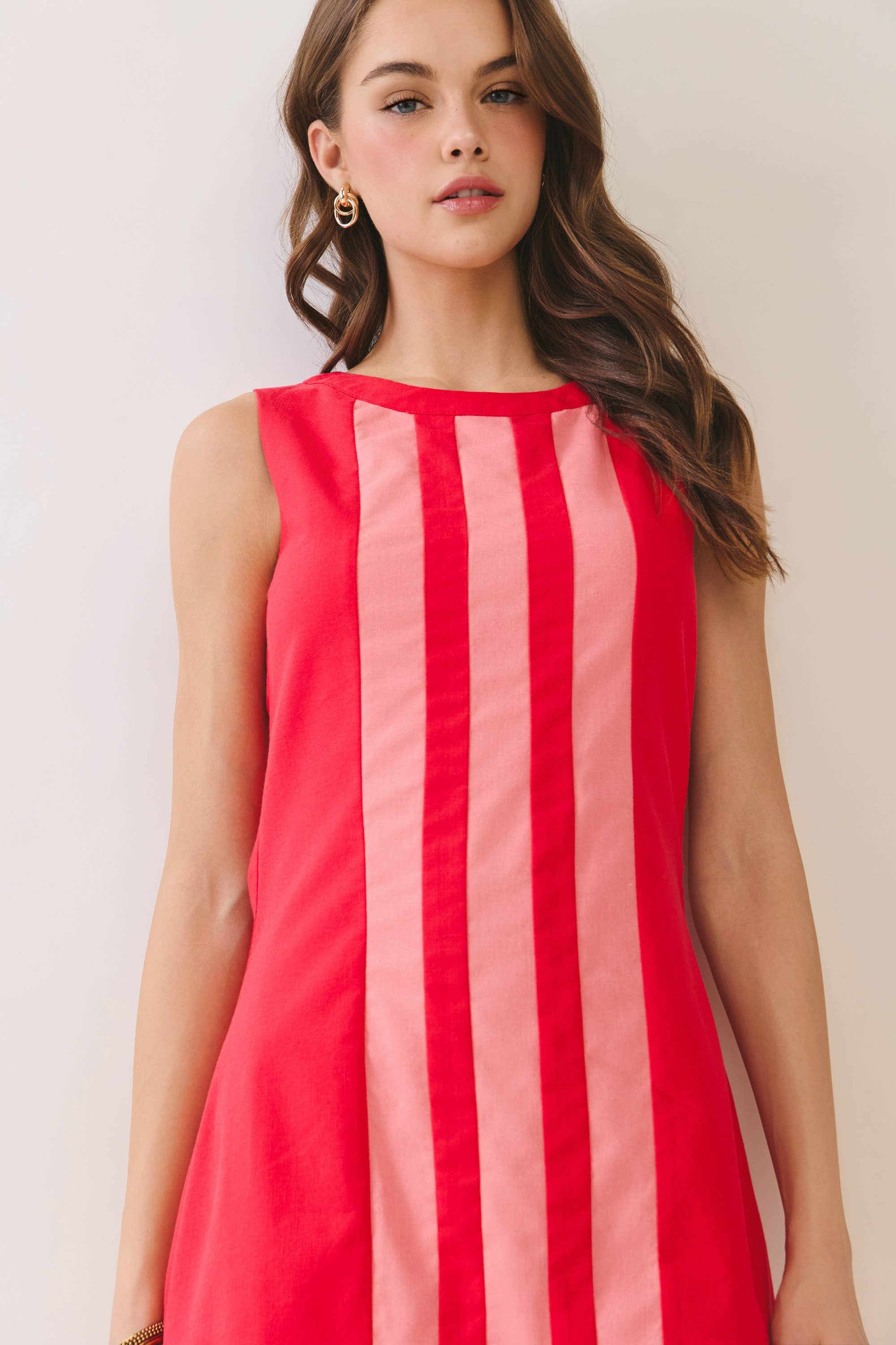 TCEC - CD06979-Bold Contrast Stripe Sleeveless Mini Dress