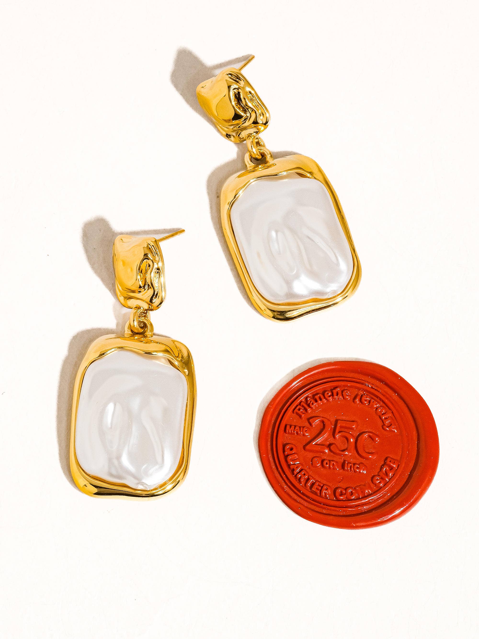 Flânerie by MAIQ - Jacques 18K Gold Non-Tarnish Square Pearl Earring