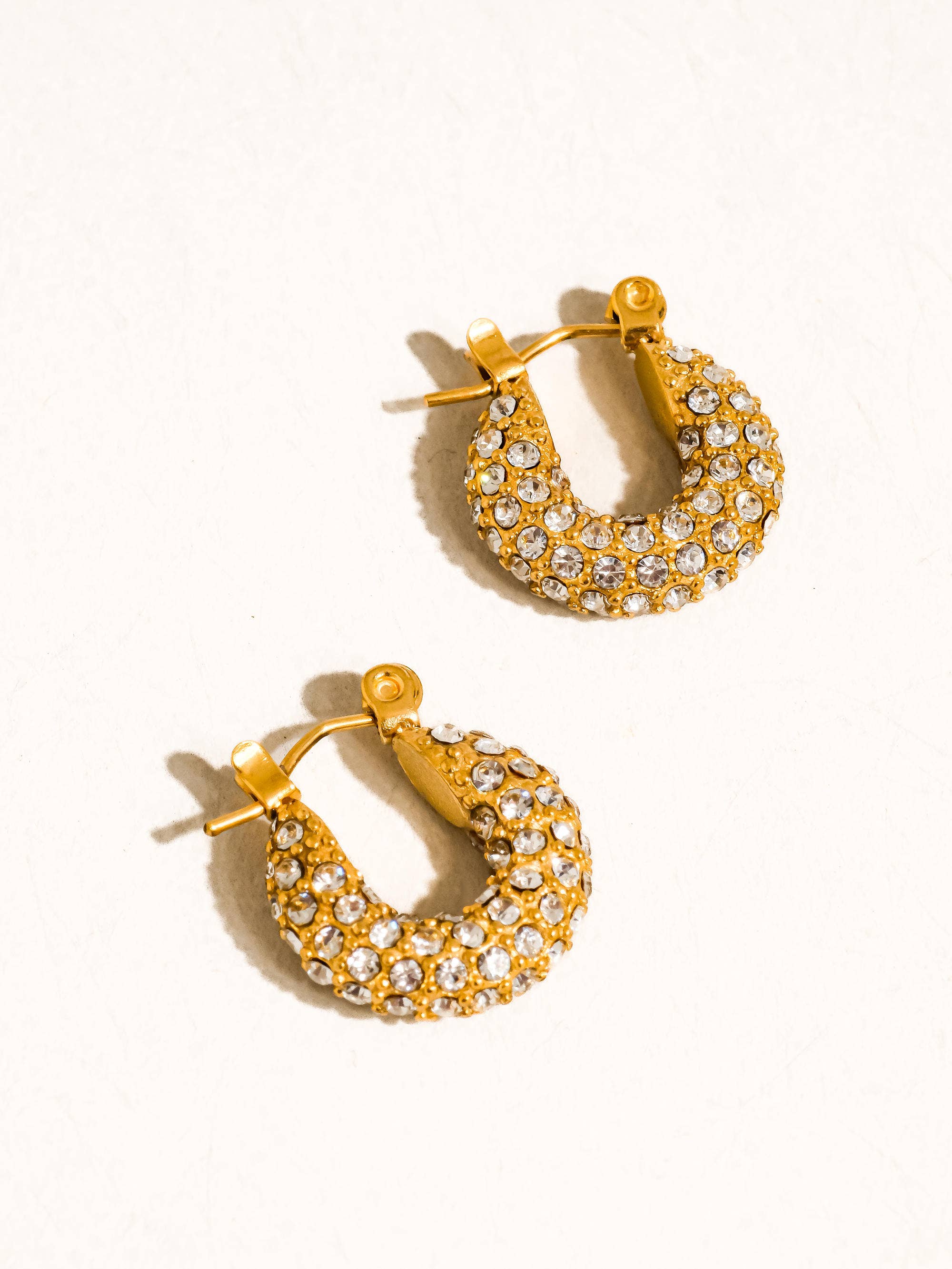 Flânerie by MAIQ - Joleen 18K Gold Non-Tarnish Glam CZ Hoop Earring
