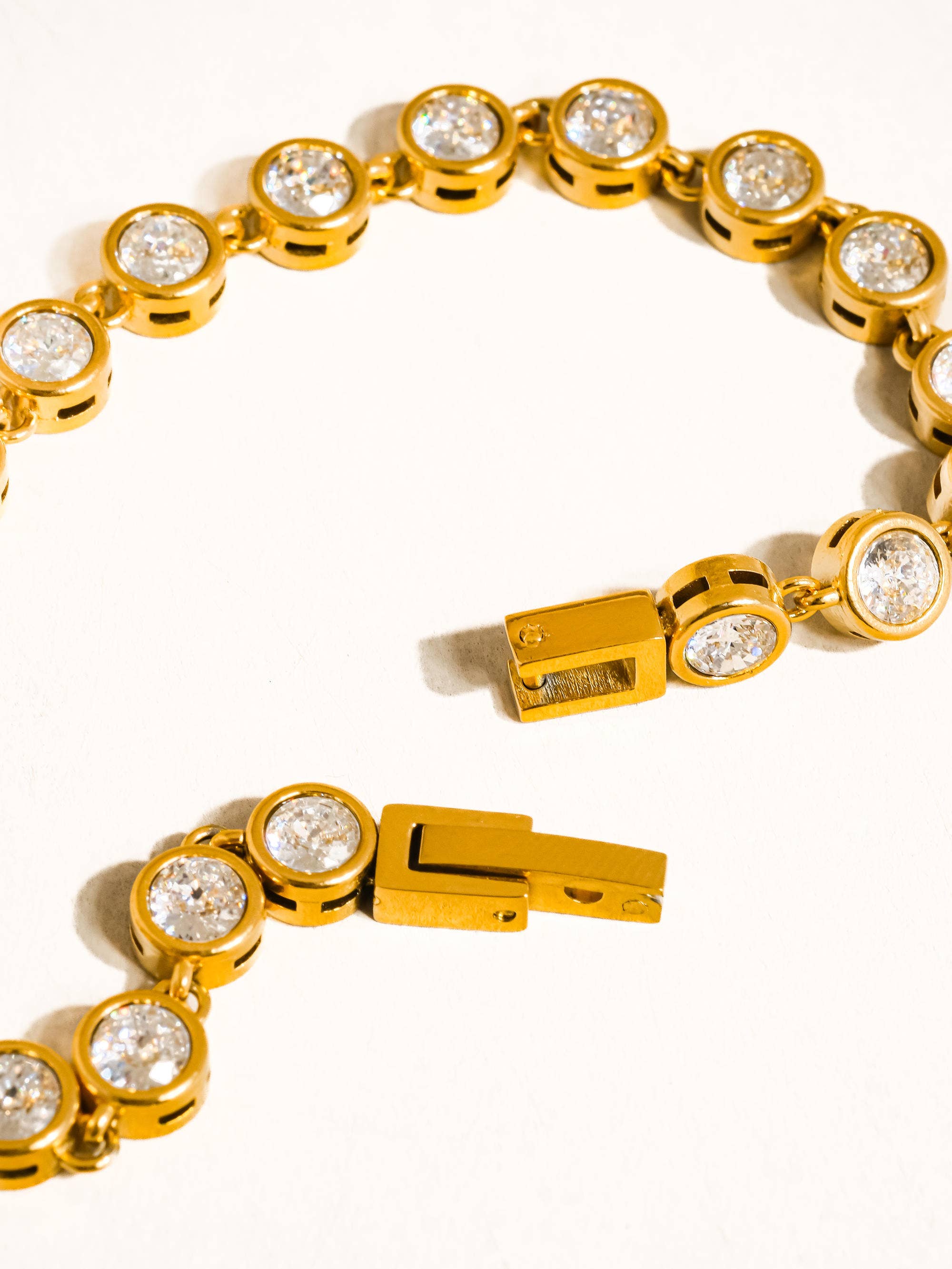 Round Rhinestone Bracelet- Non Tarnish