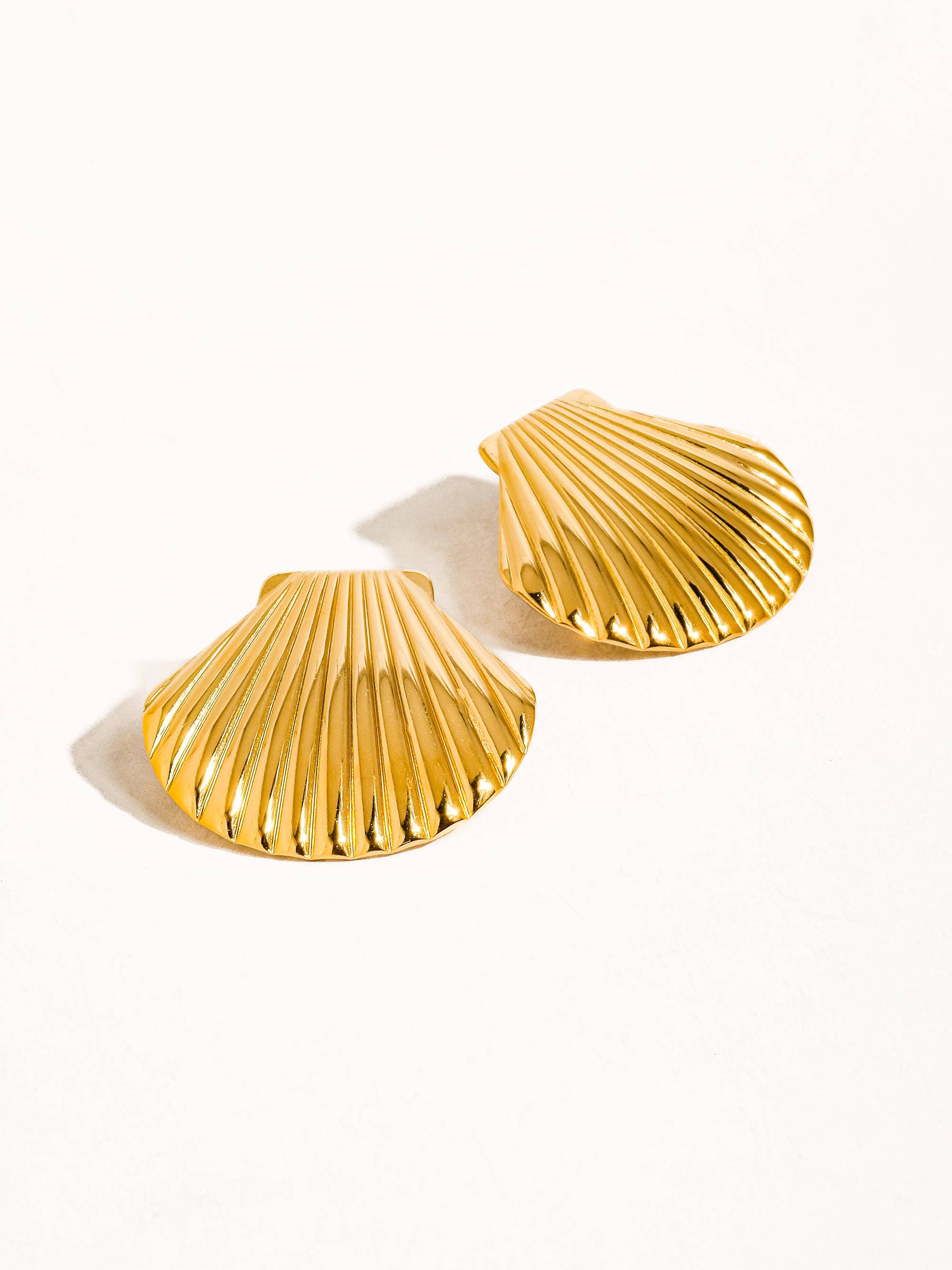 Cèpe 18KShell Studs