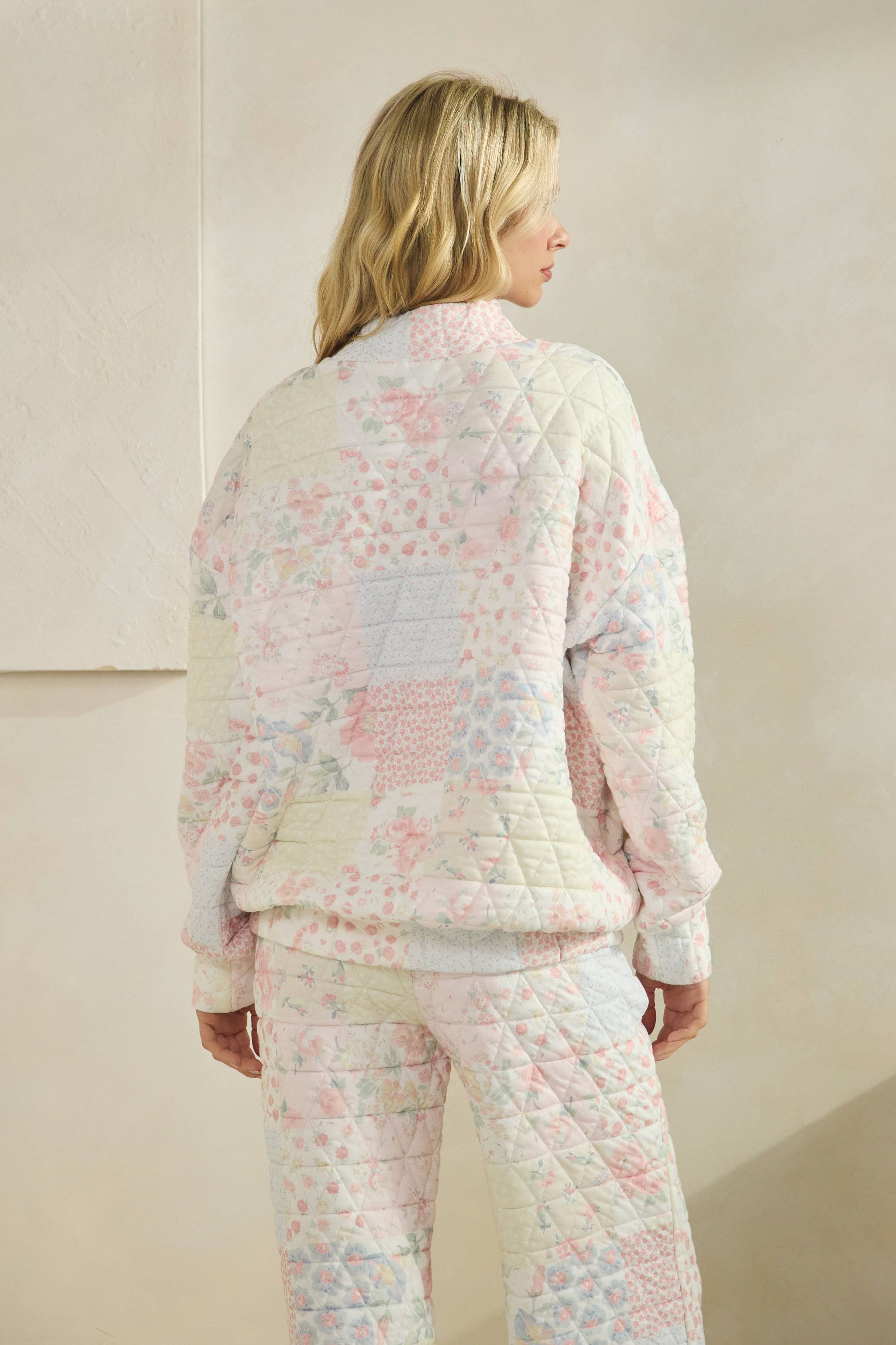 Floral Texture Crew- mock neck