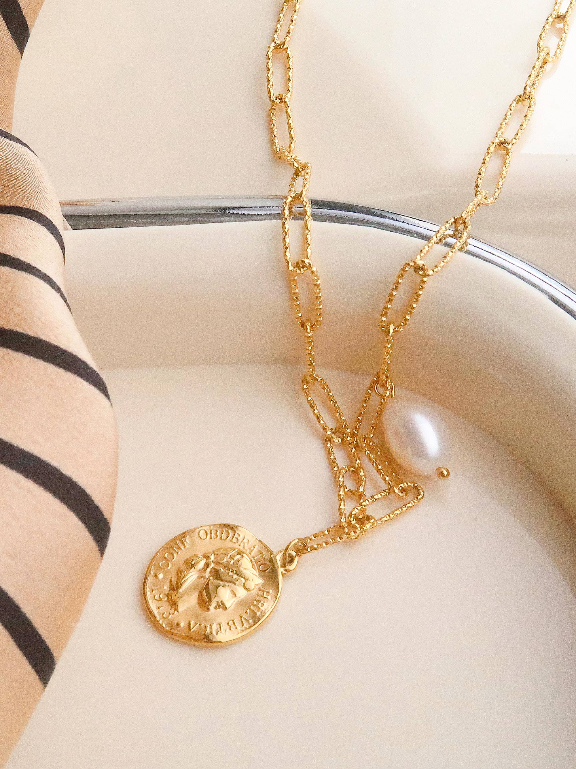 18K Gold Non-Tarnish Coin Chain Necklace