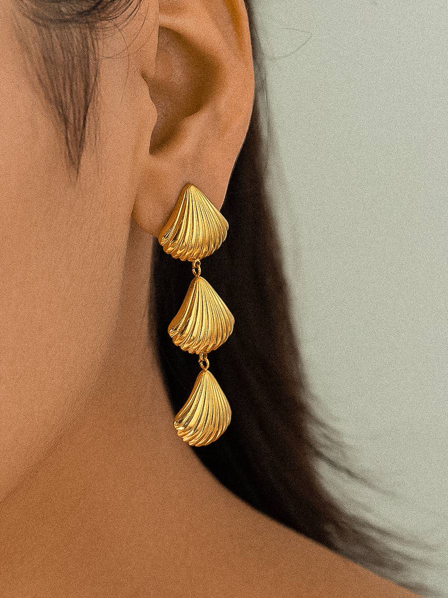 Flânerie by MAIQ - Lydie 18K Gold Non-Tarnish Layered Shell Drop Earring
