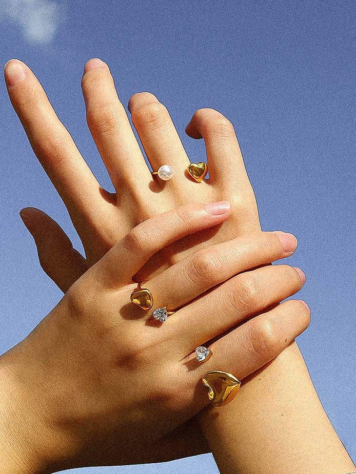 18K Non-Tarnish Pearl Heart Ring