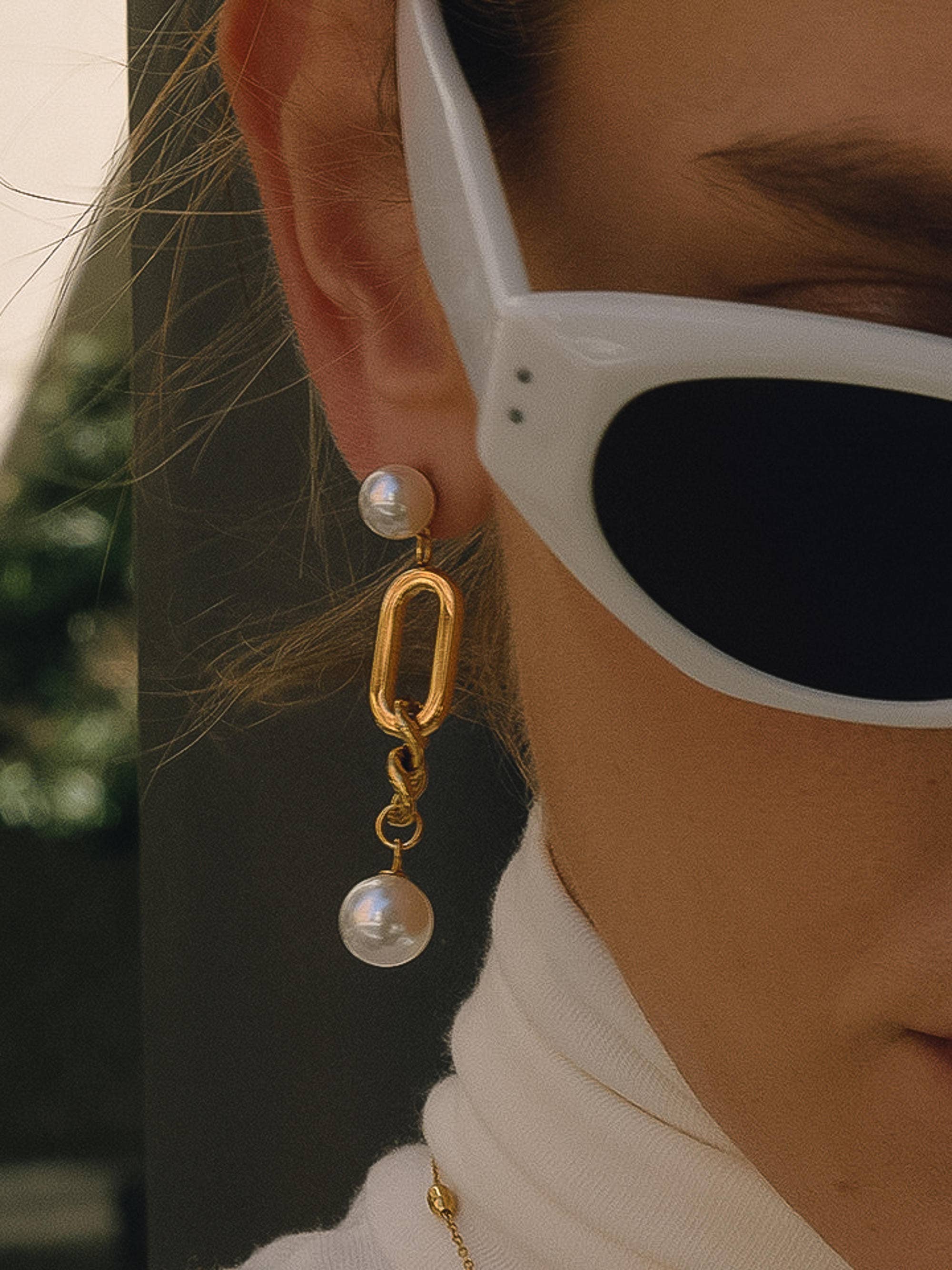 Flânerie by MAIQ - Lyrisme 18K Gold Non-Tarnish Pearl Drop Chain Earrings