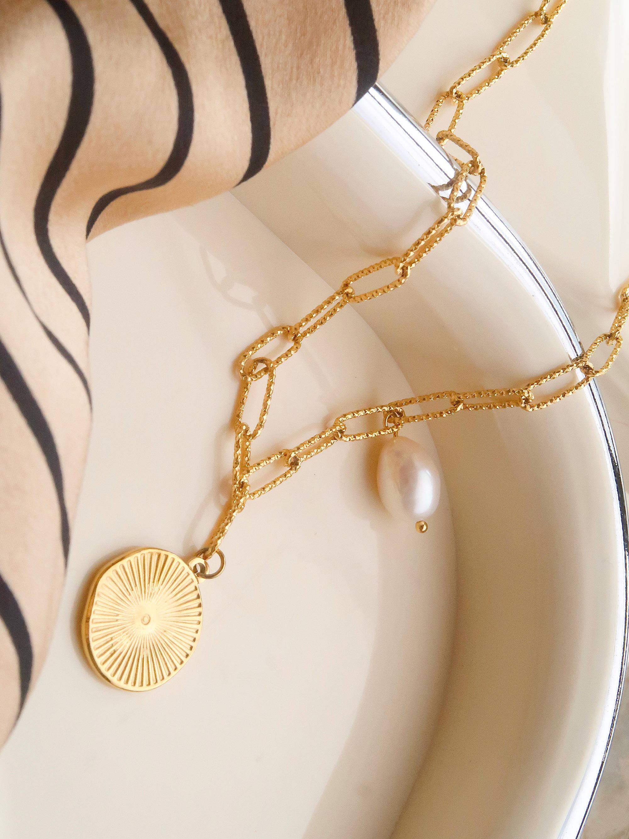 18K Gold Non-Tarnish Coin Chain Necklace