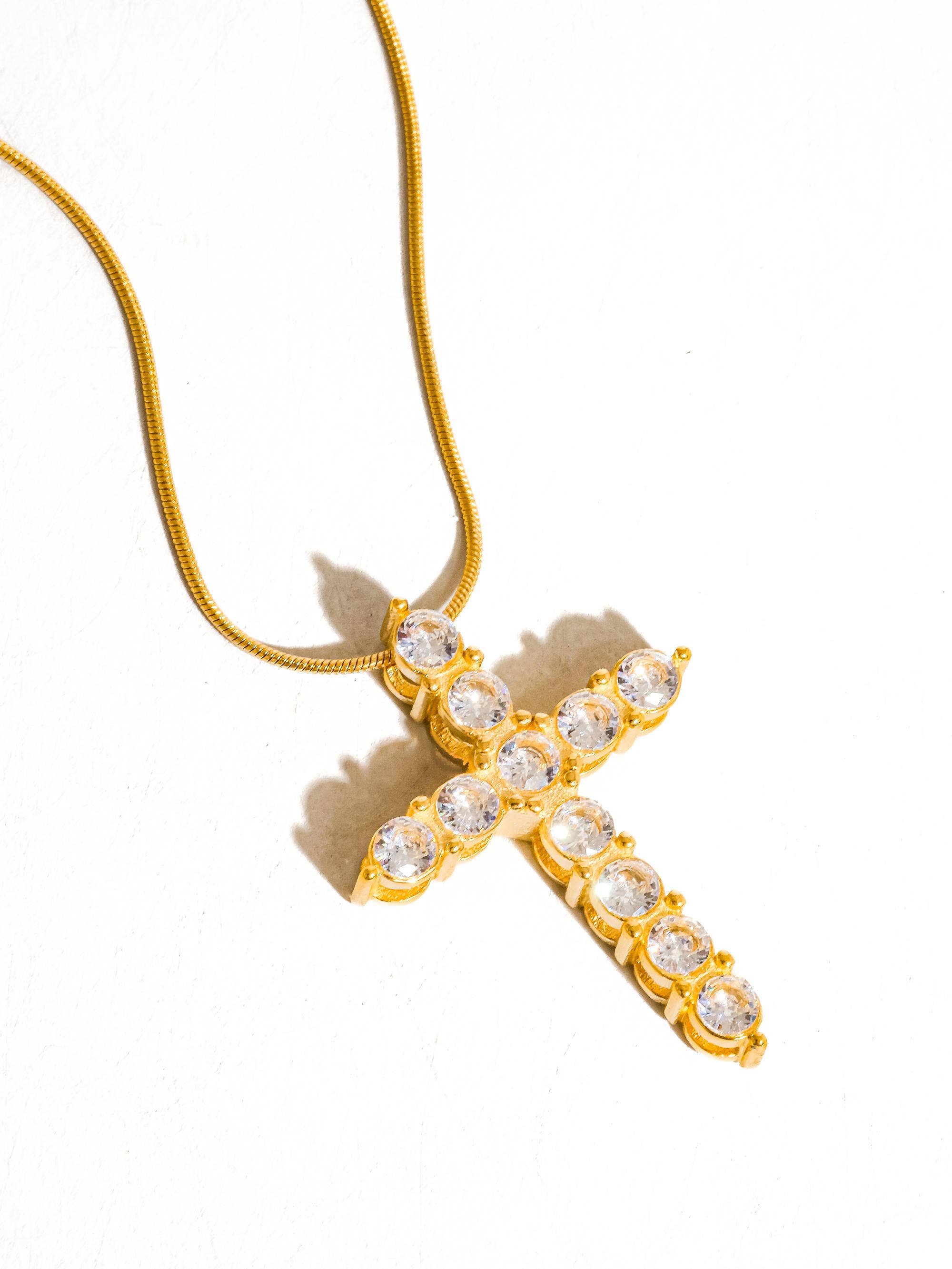 Flânerie by MAIQ - Raeven 18K Gold Non-Tarnish CZ Cross Necklace