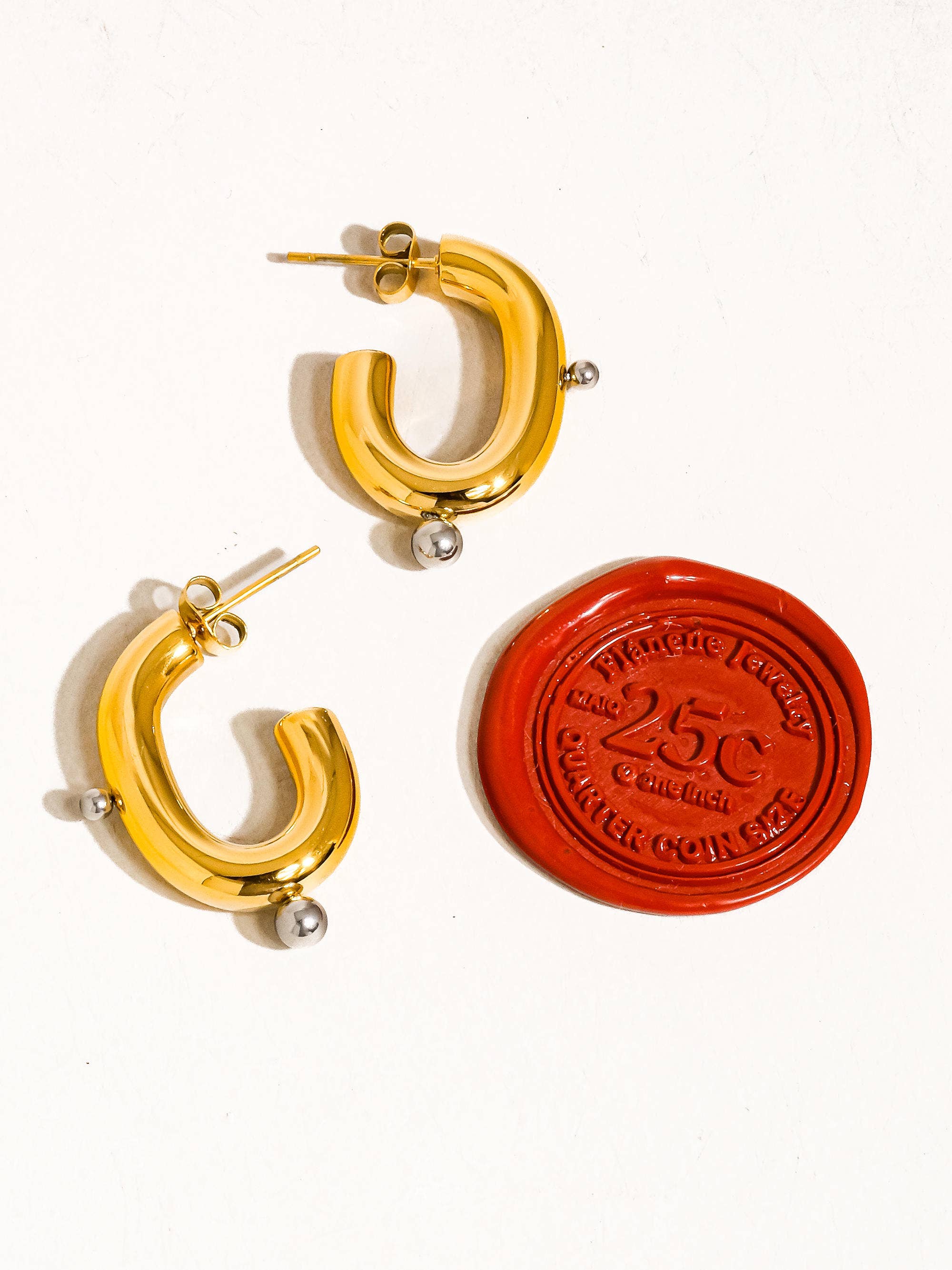 Flânerie by MAIQ - Alsace 18K Gold Non-Tarnish Two Toned C Hoop Earring