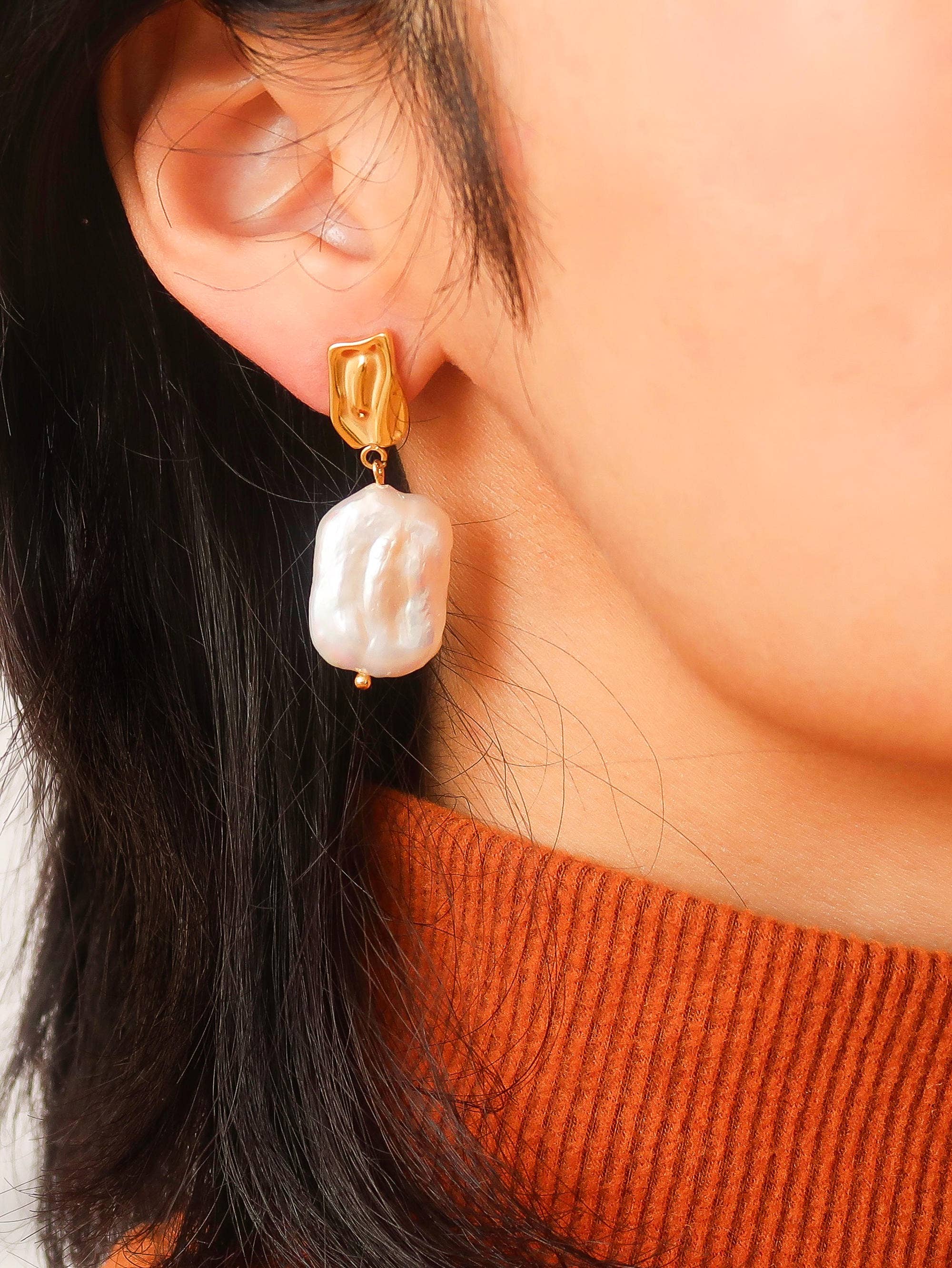 Flânerie by MAIQ - Charis Non-Tarnish Baroque Pearl Gold Earring